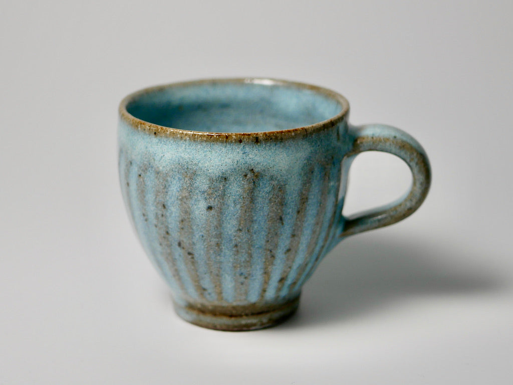 Shinogi strip mug with straw ash glaze