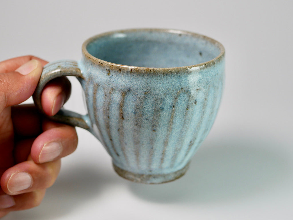 Shinogi strip mug with straw ash glaze