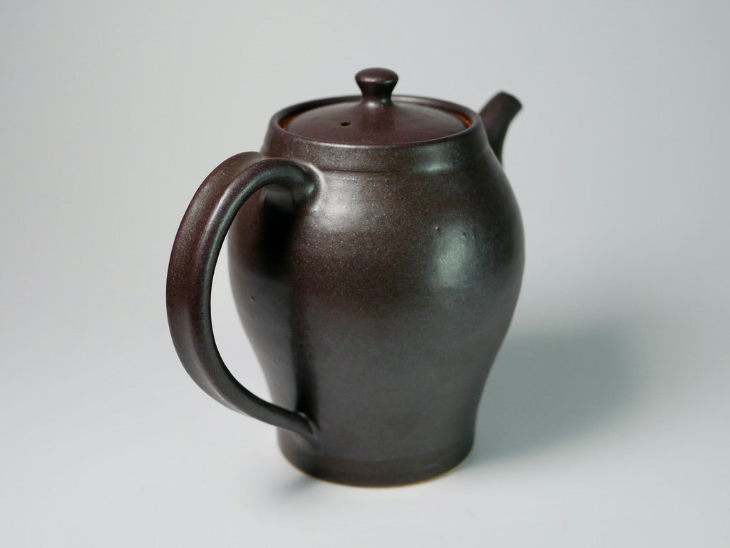 Black matte teapot (medium)