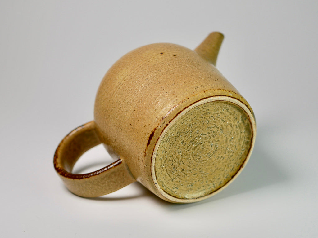 Yellow Seto round-shoulder teapot