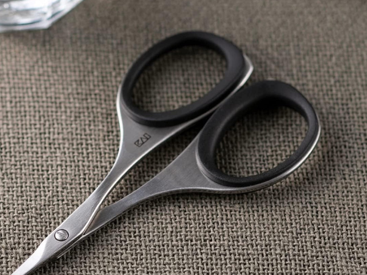 Groom: Nose & Ear Hair Scissors