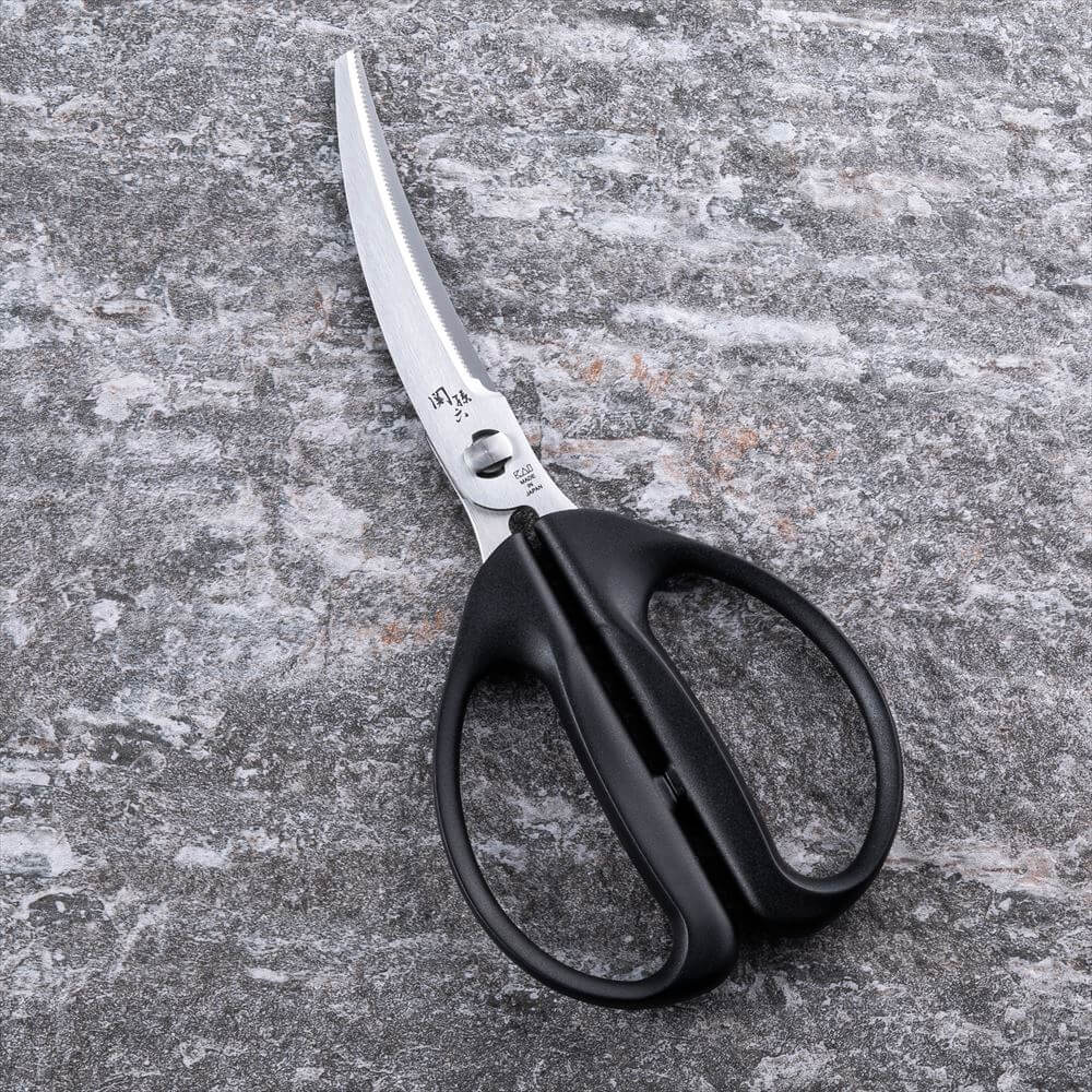 Curved Blades Kitchen Scissors (Medium), Seki Magoroku, Japan